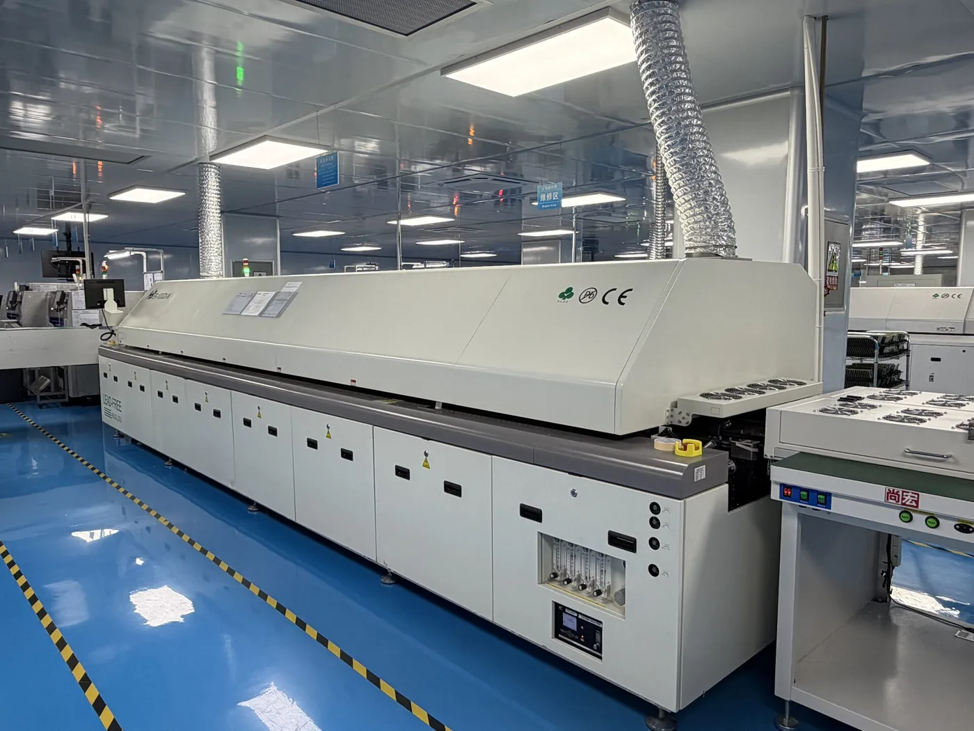 Nitrogen reflow oven on the Shenzhen SMT assembly line