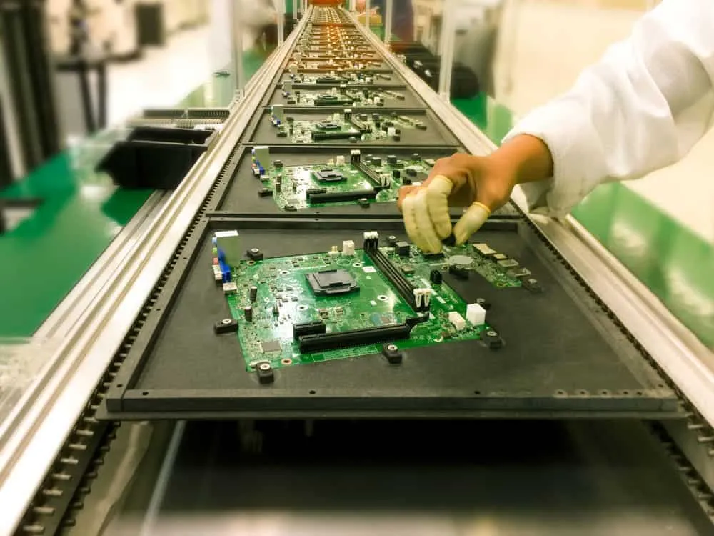 EMS vs. OEM: Which is the Best Electronics Manufacturing Model?