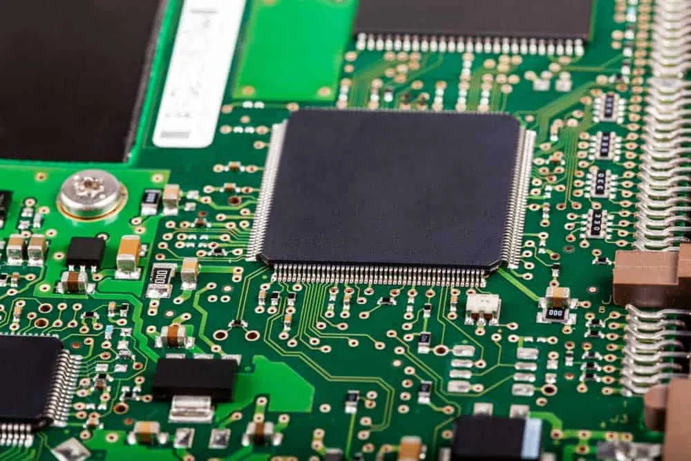 QFP vs. QFN: Surface Mount IC Package Comparison